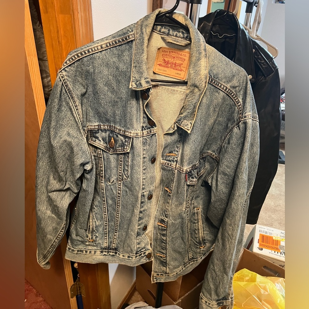 Levi’s Jean jacket L